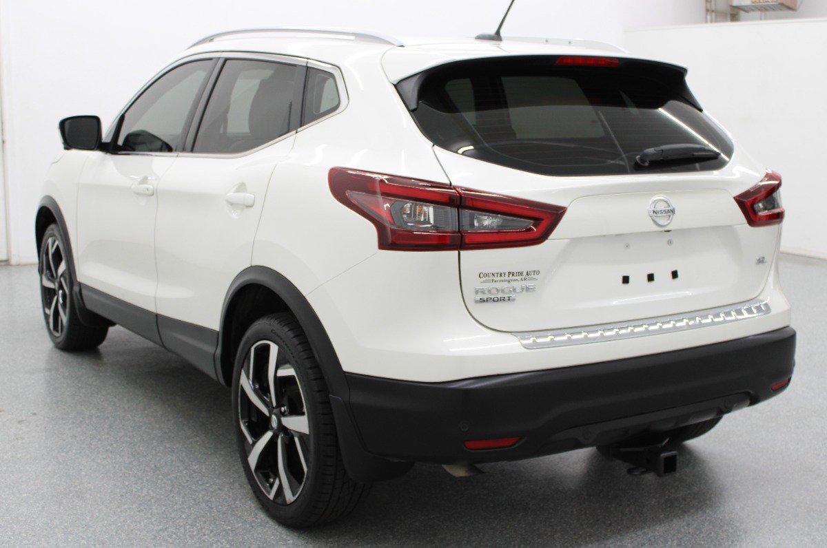 Used 2020 Nissan Rogue Sport SL FWD image 6