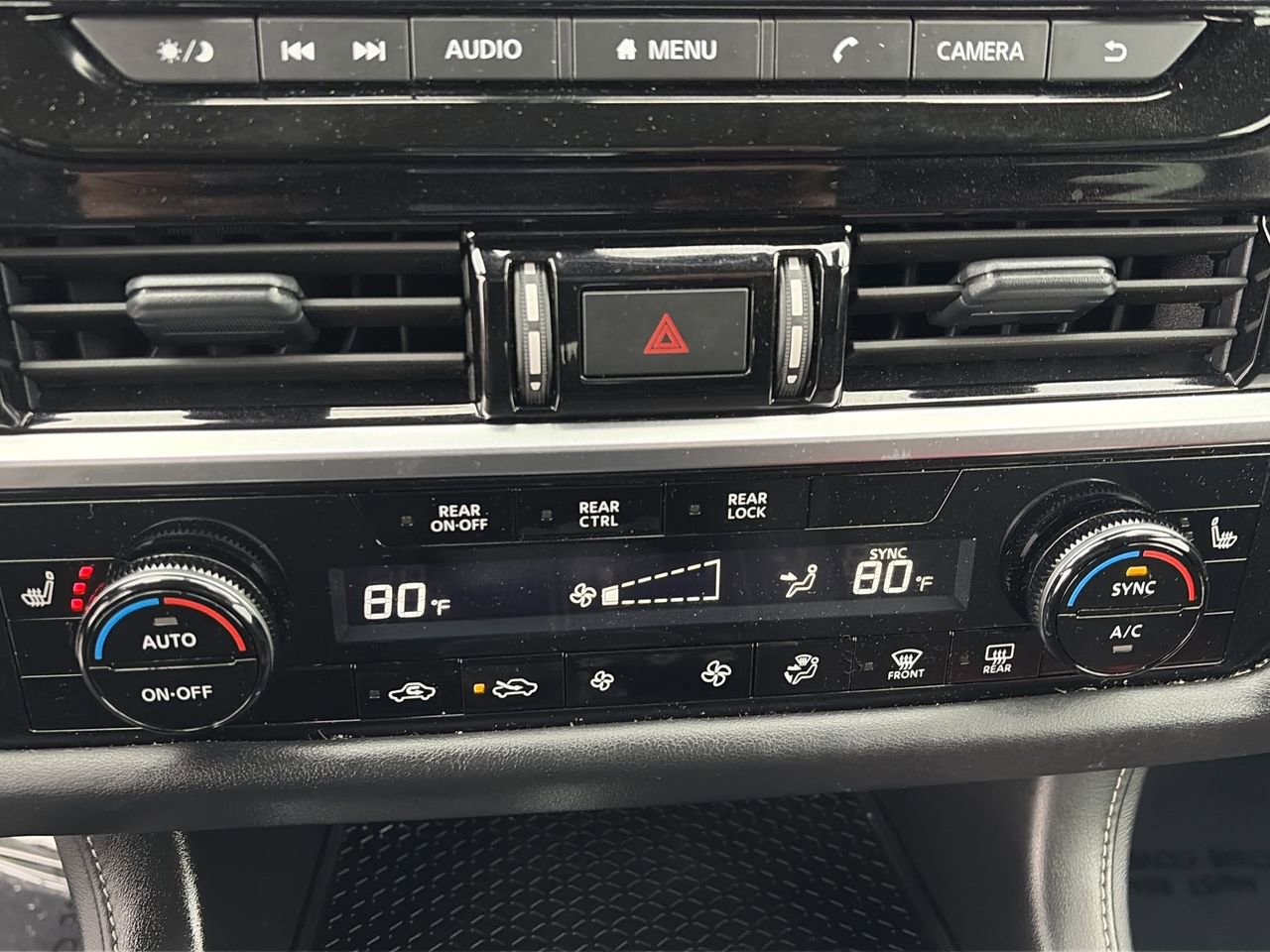 Certified 2024 Nissan Pathfinder SV image 14