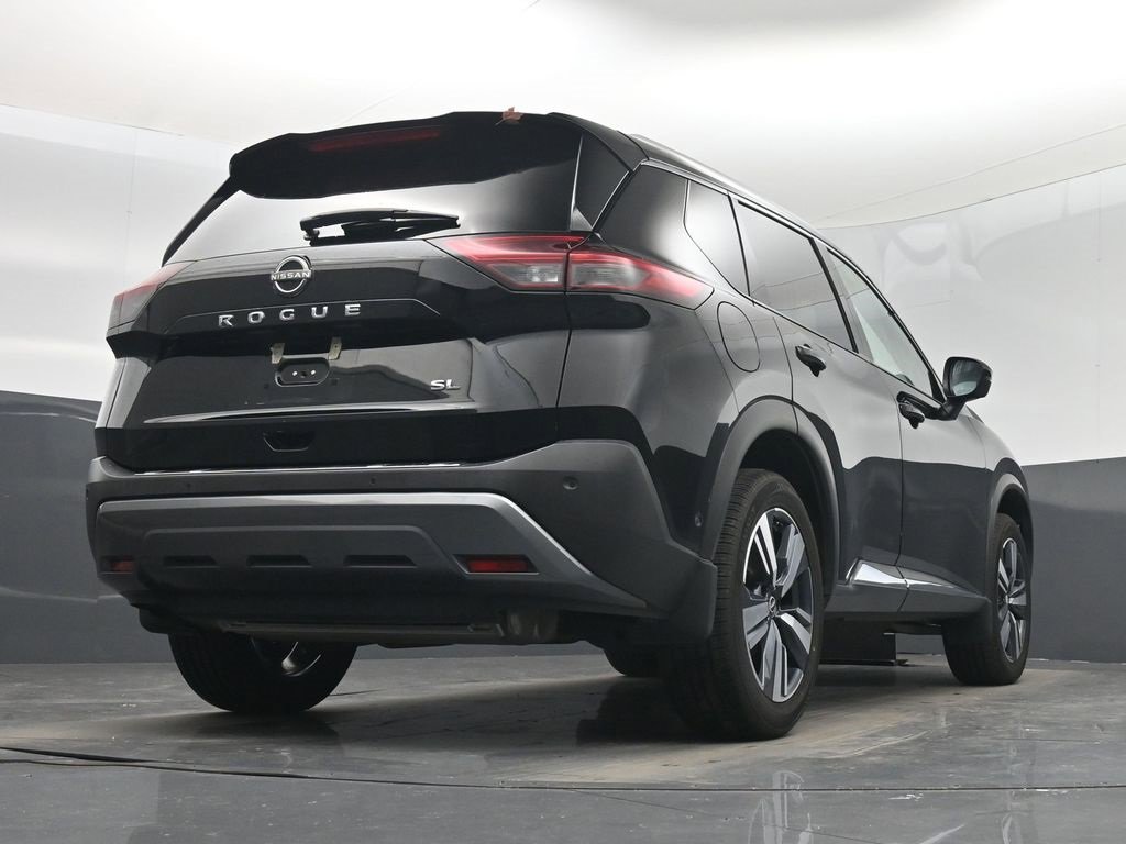 Used 2023 Nissan Rogue SL w/ SL Premium Package image 50