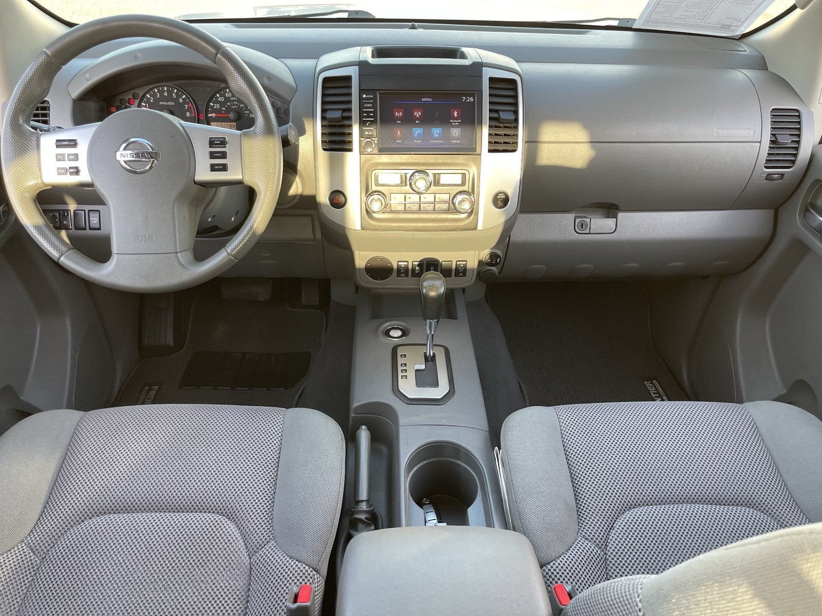 Used 2020 Nissan Frontier SV w/ Midnight Edition Floor Mats RWD image 16