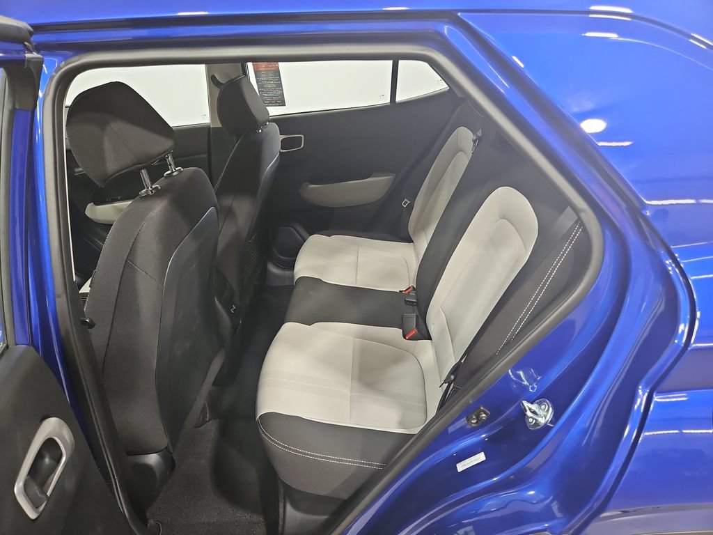 Certified 2025 Hyundai Venue SEL FWD image 26