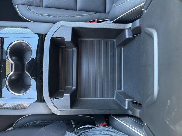 New 2026 GMC Yukon Elevation image 30