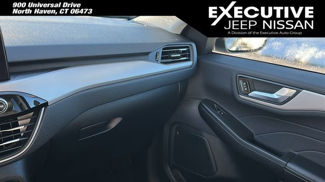 Used 2022 Ford Escape SEL image 19