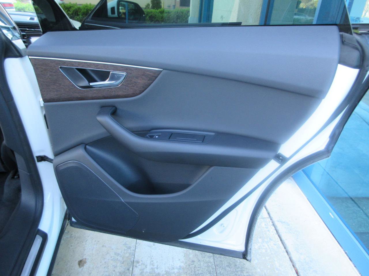 Used 2023 Audi Q8 Premium w/ Convenience Package image 32