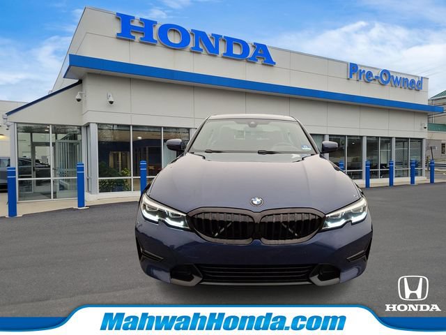 Used 2021 BMW 330i xDrive Sedan w/ Premium Package AWD/4WD image 2