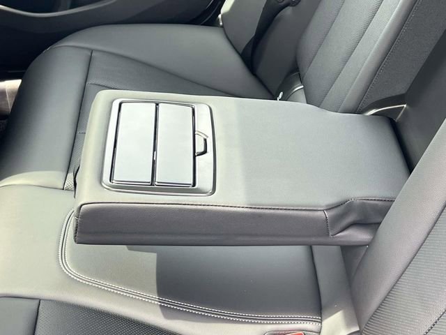 Used 2023 BMW 330i xDrive Sedan w/ Driving Assistance Package image 13