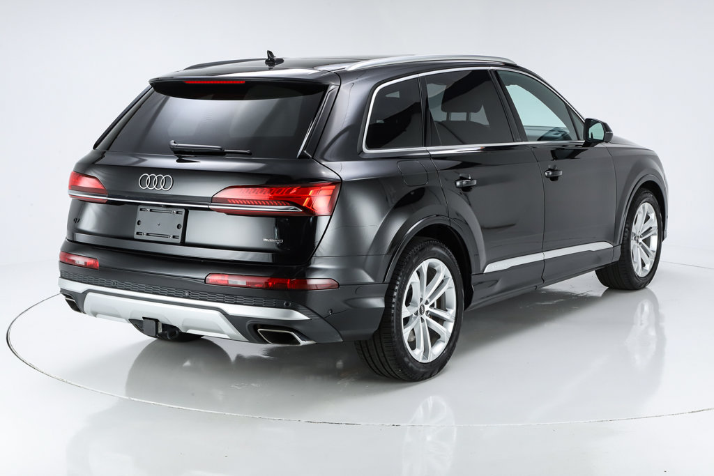 Used 2025 Audi Q7 3.0T Premium Plus AWD/4WD image 12