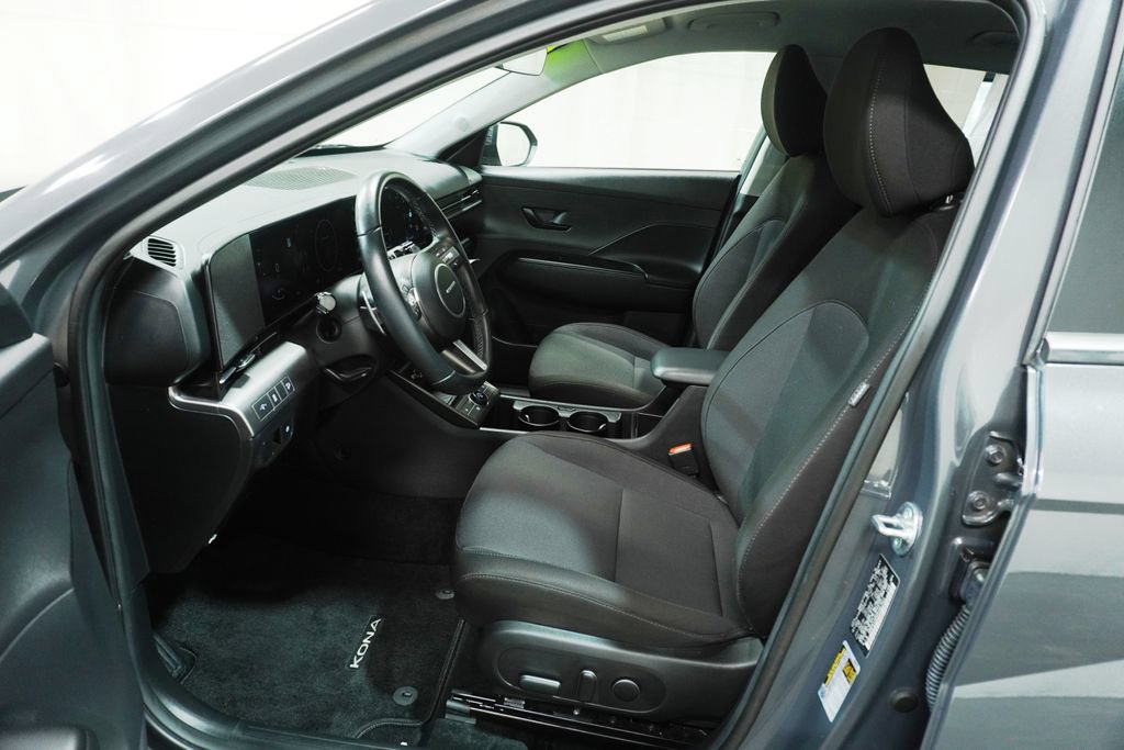 Used 2024 Hyundai Kona SEL w/ Convenience Package AWD/4WD image 11