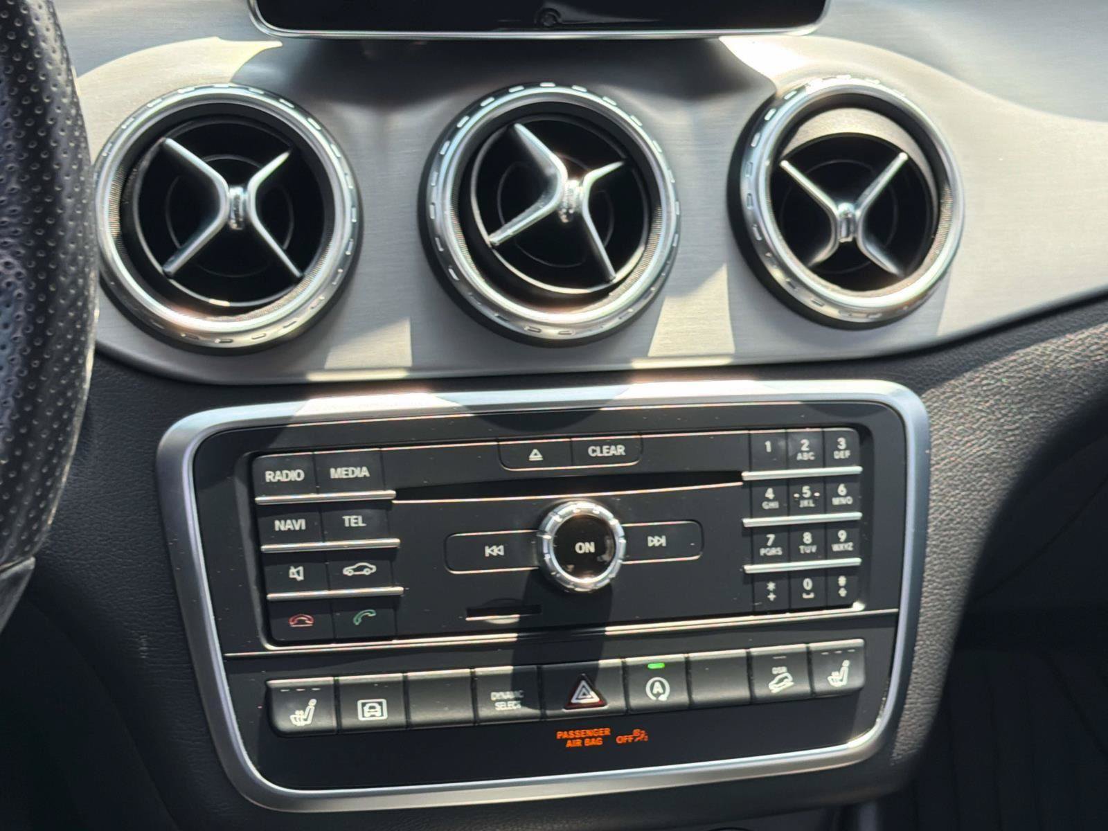 Certified 2016 Mercedes-Benz GLA 250 4MATIC image 15