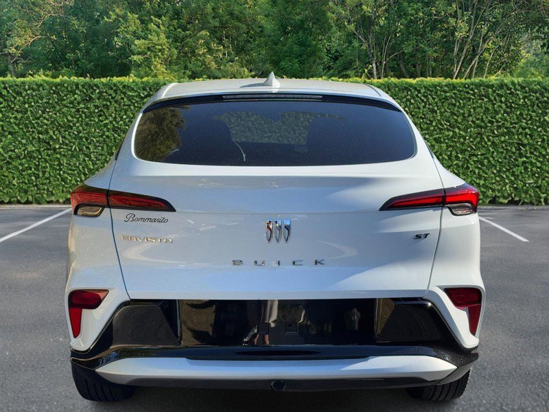 Used 2024 Buick Envista Sport Touring w/ Convenience II Package image 8