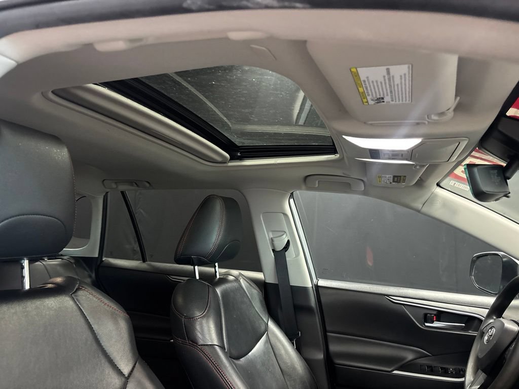 Used 2023 Toyota RAV4 XLE w/ Convenience Package FWD image 12