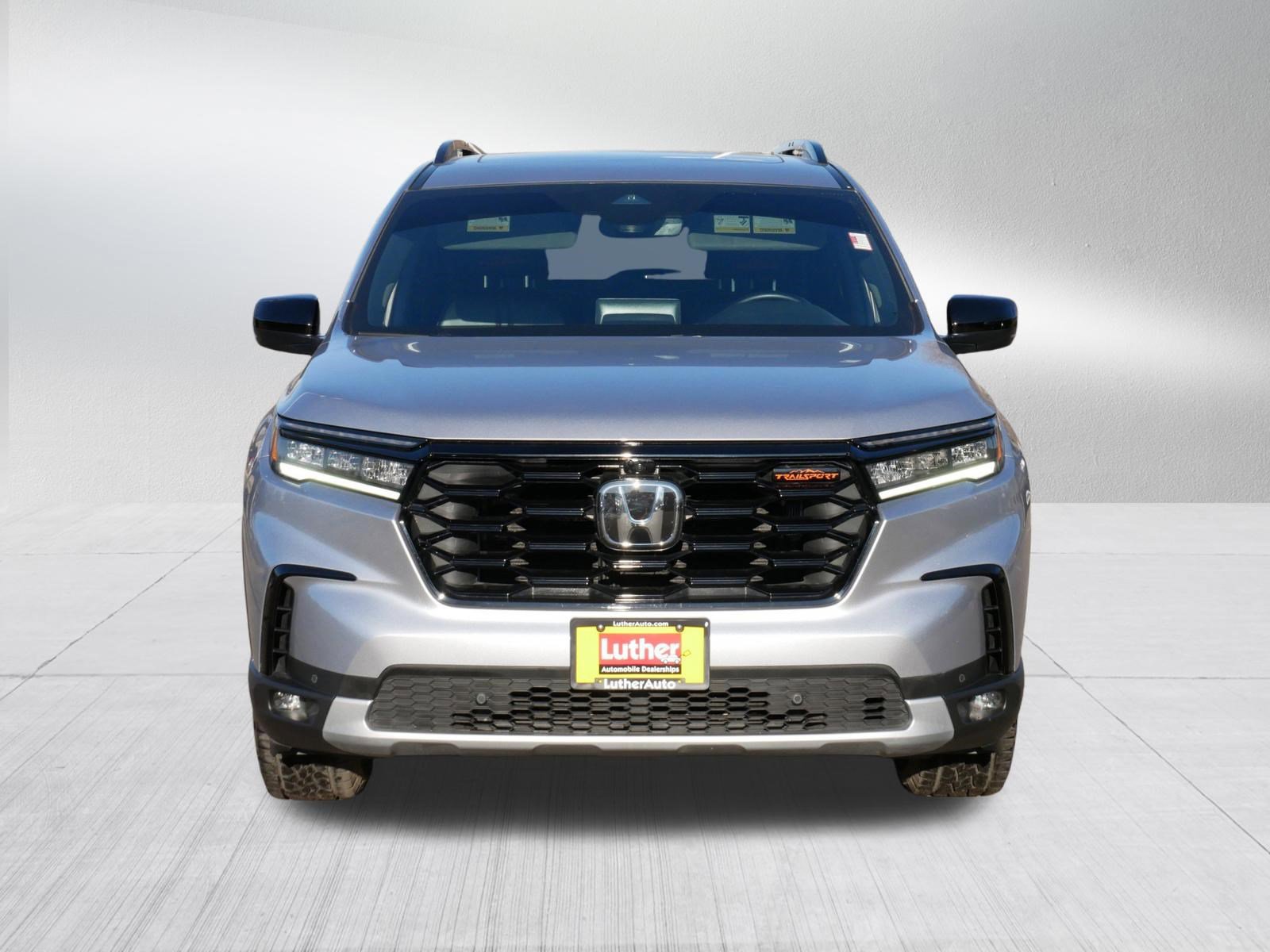 Certified 2025 Honda Pilot TrailSport video 2
