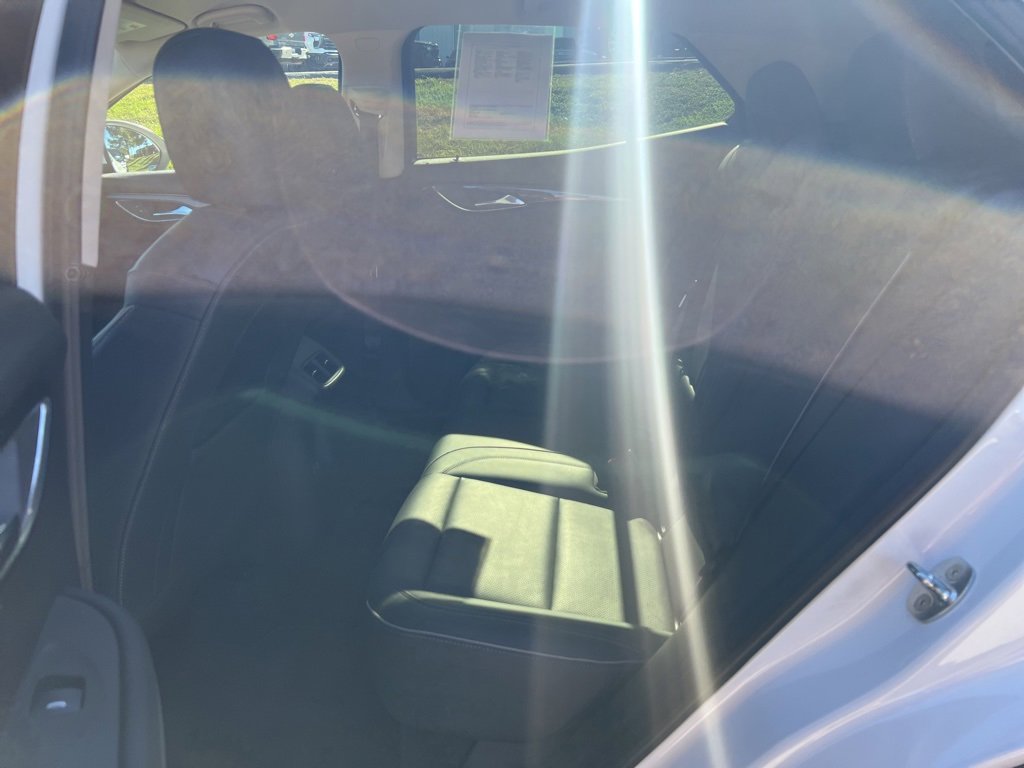 Used 2023 Buick Envision Essence image 10