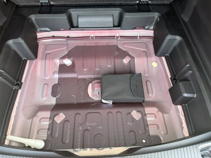 New 2026 Jeep Cherokee Laredo AWD/4WD image 11