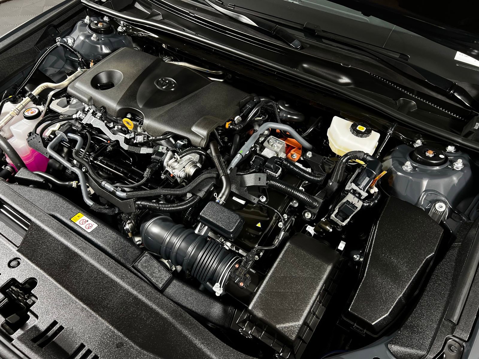 Certified 2025 Toyota Camry LE image 11