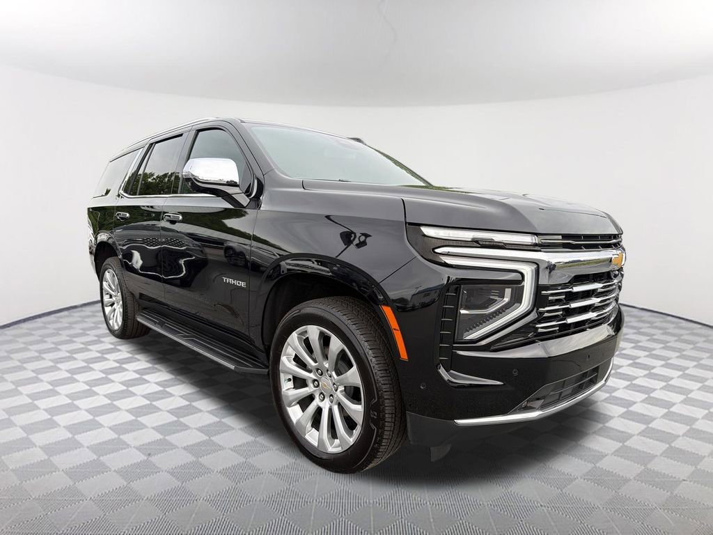 Used 2025 Chevrolet Tahoe Premier RWD image 3