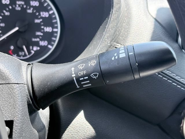 Used 2025 Nissan Sentra SV FWD image 16