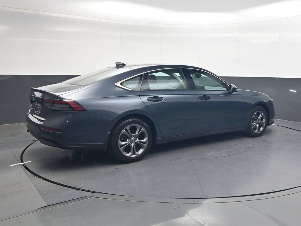 Used 2023 Honda Accord EX image 4