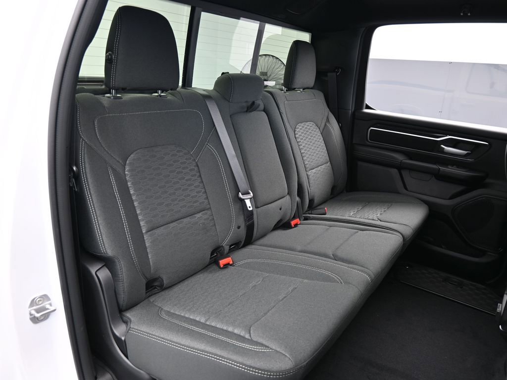 Used 2025 RAM 1500 Big Horn AWD/4WD image 39