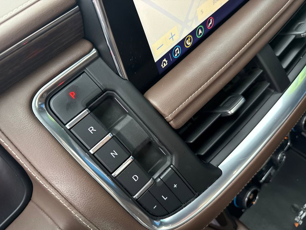 Used 2021 Chevrolet Tahoe High Country w/ Premium Package image 30