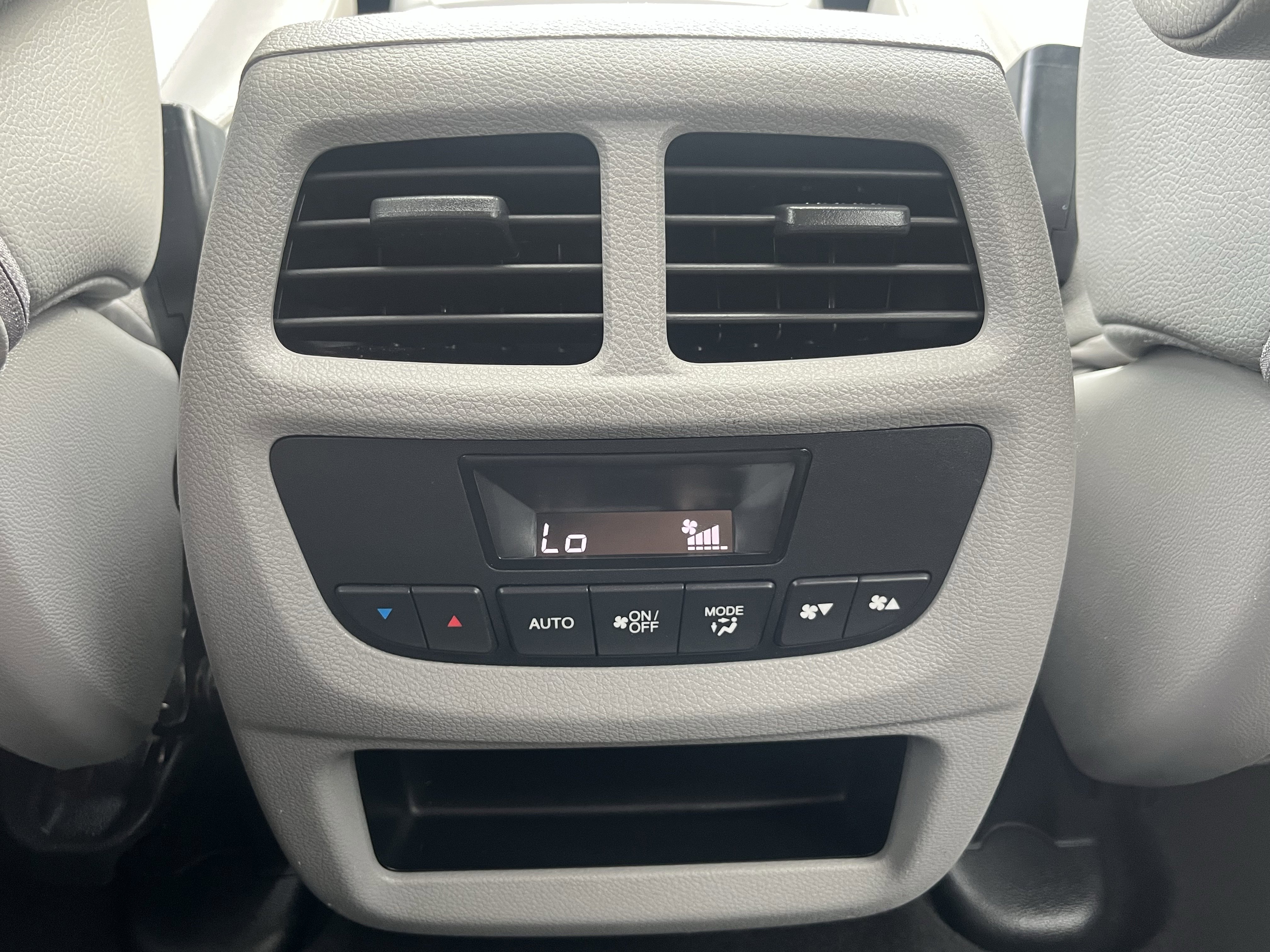 Used 2016 Honda Pilot EX-L image 29