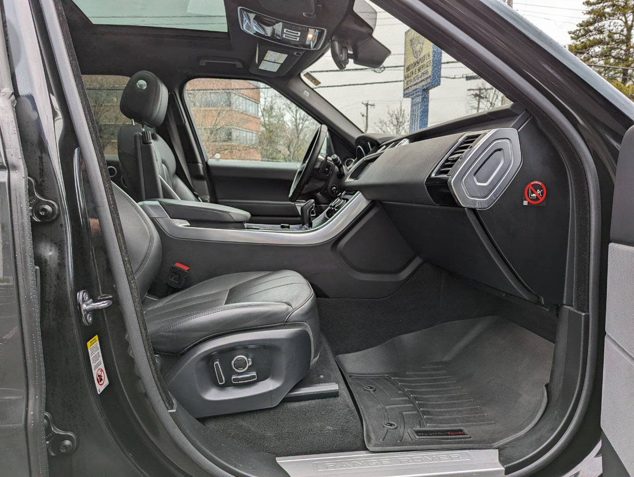 Used 2017 Land Rover Range Rover Sport Supercharged image 27