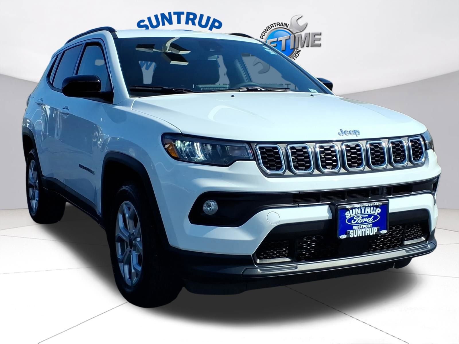 Used 2025 Jeep Compass Latitude image 2