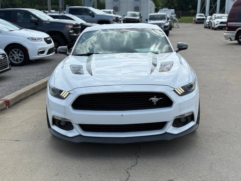 Used 2017 Ford Mustang GT Premium w/ Equipment Group 401A RWD image 3