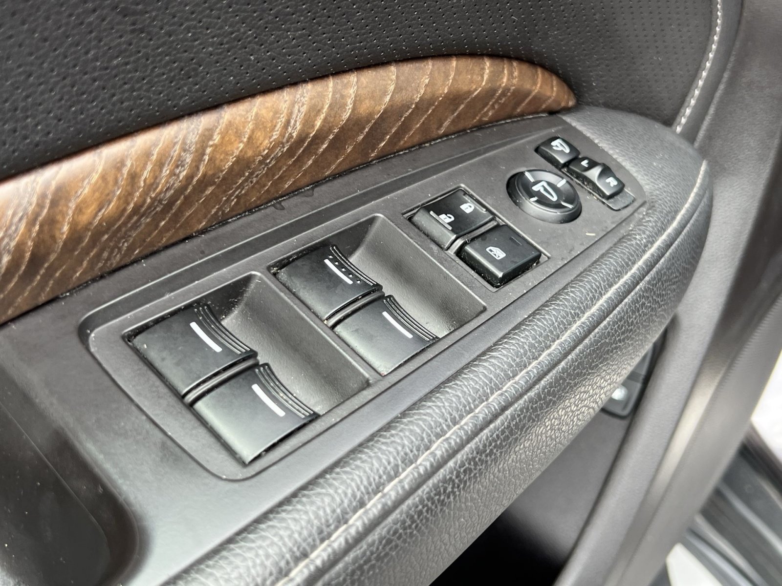 Certified 2020 Acura MDX SH-AWD w/ Technology Package image 12