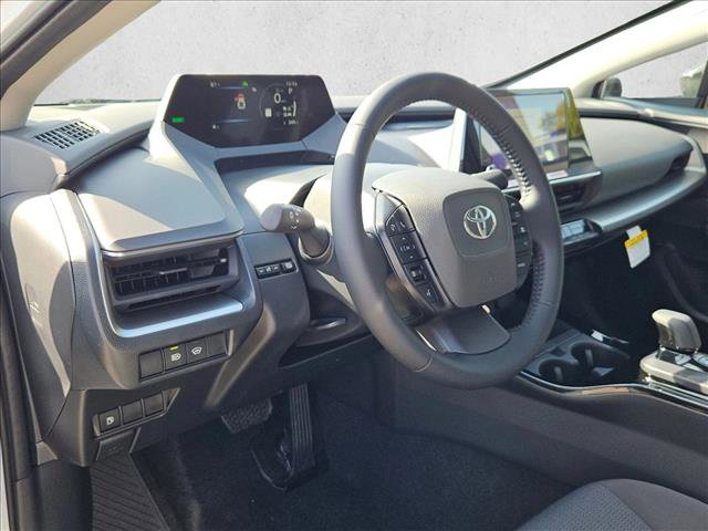 New 2026 Toyota Prius LE FWD image 3