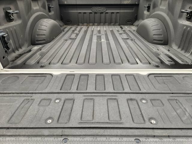 Used 2023 Ford F250 Lariat w/ Sport Appearance Package AWD/4WD image 31