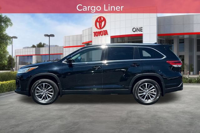 Certified 2019 Toyota Highlander XLE AWD/4WD image 10