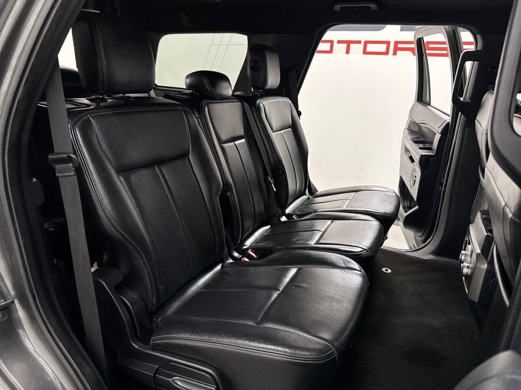 Used 2019 Ford Expedition XLT image 26
