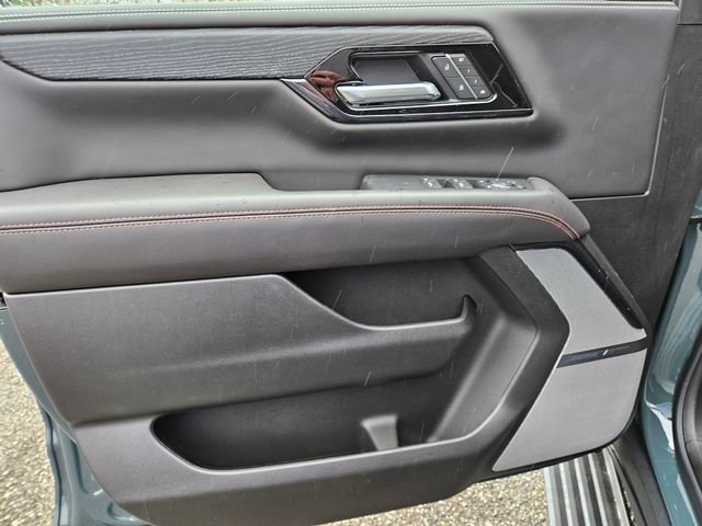 New 2026 GMC Yukon XL AT4 Ultimate AWD/4WD image 24