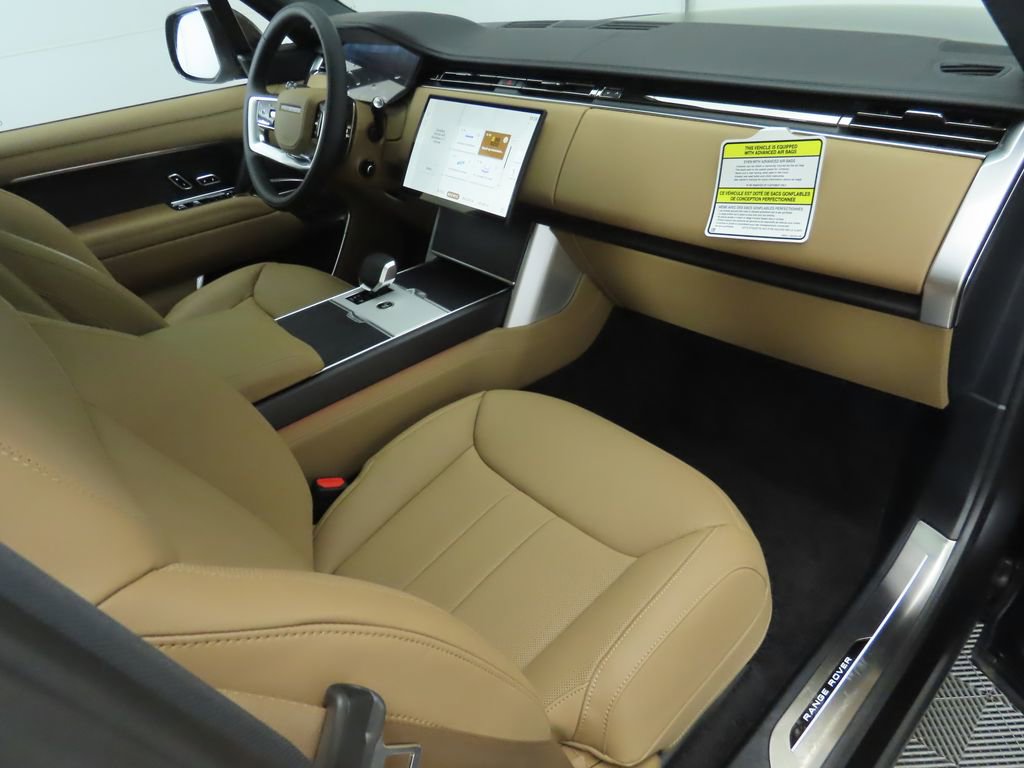 New 2025 Land Rover Range Rover SE image 19