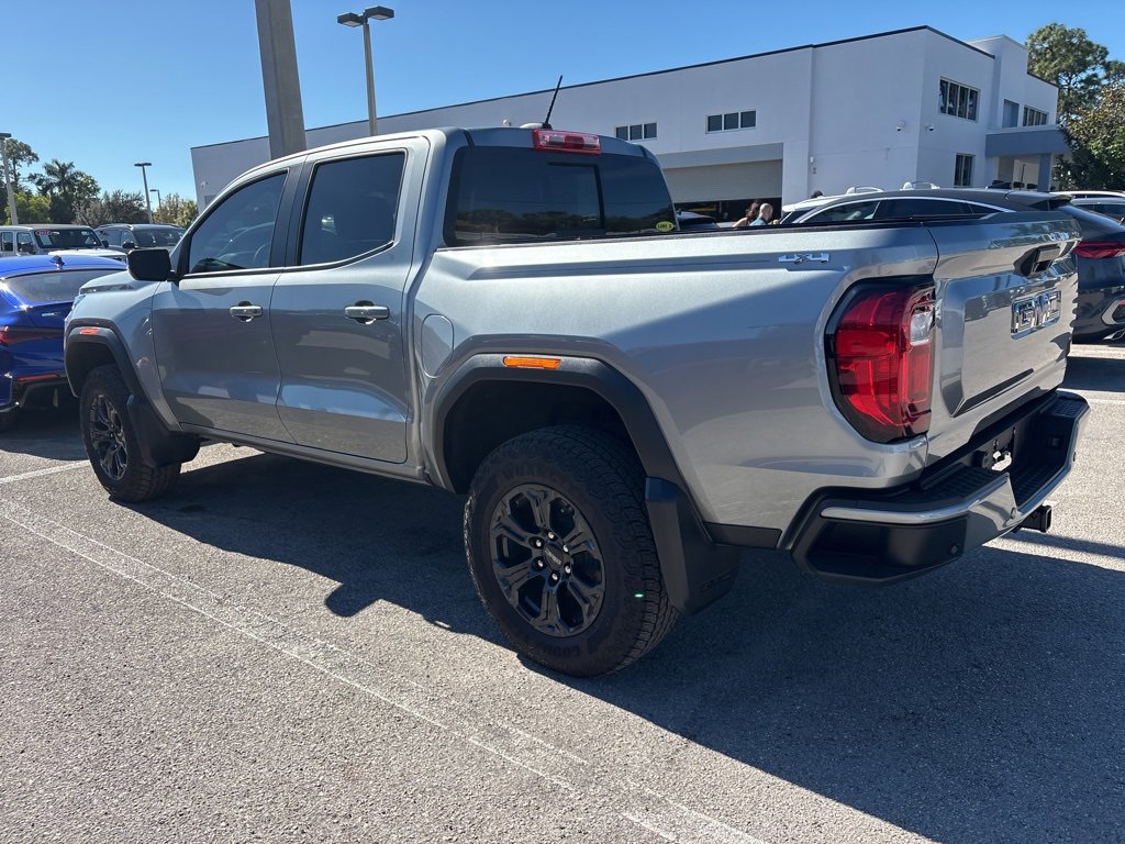 Used 2024 GMC Canyon Elevation w/ Elevation Premium Package image 8