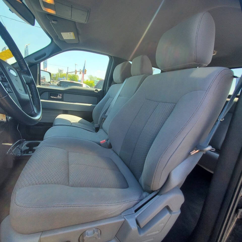 Used 2012 Ford F150 XLT w/ XLT Chrome Pkg AWD/4WD image 13