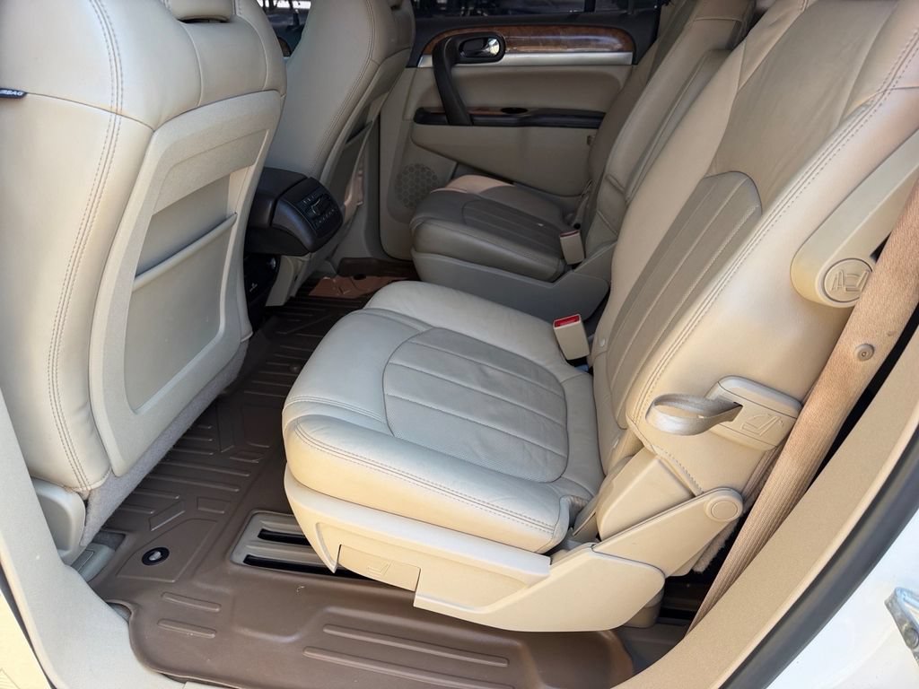 Used 2012 Buick Enclave Premium FWD image 14