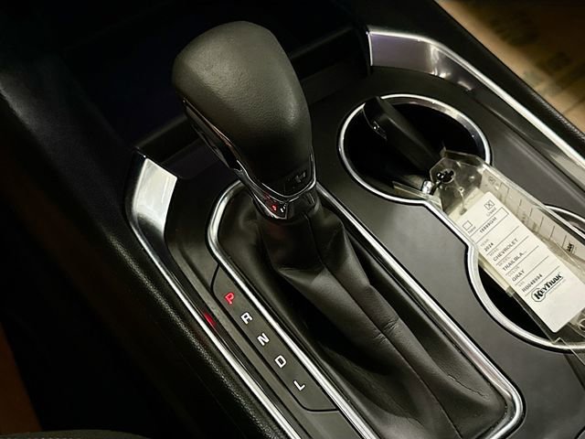 Used 2021 Chevrolet Traverse LT image 17