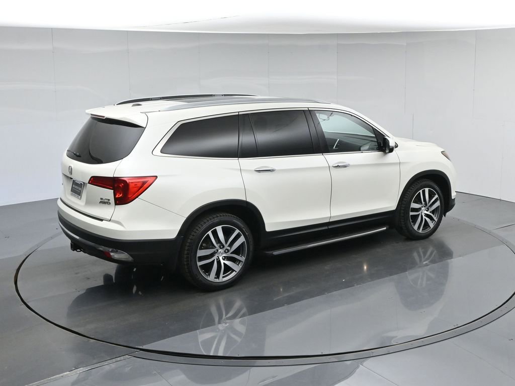 Used 2016 Honda Pilot Elite image 45