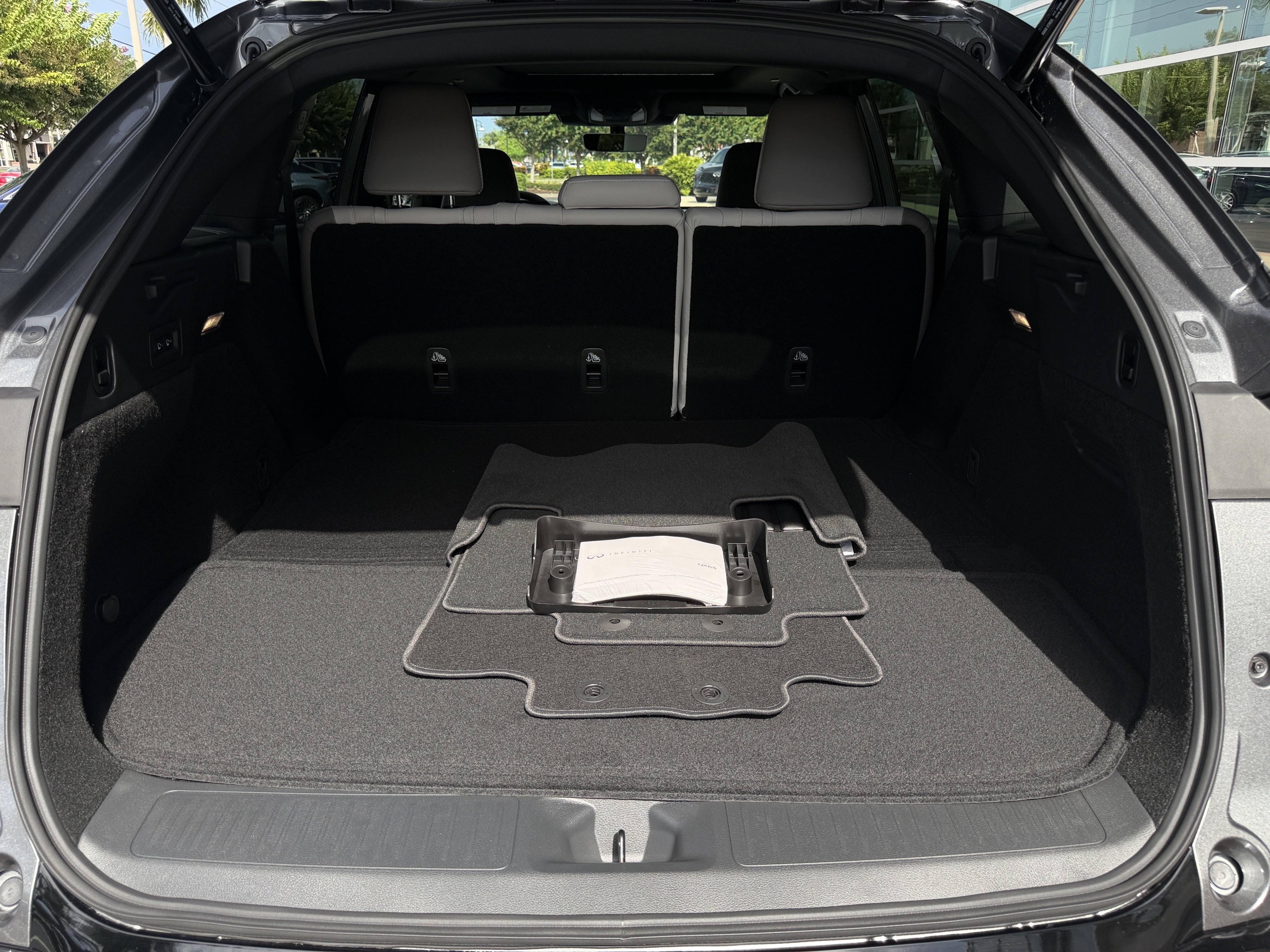 New 2027 INFINITI QX65 Sport AWD/4WD image 11