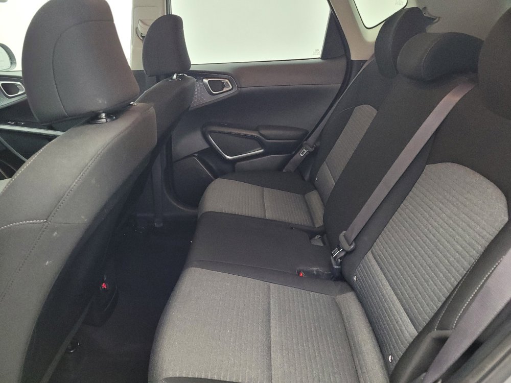 Used 2022 Kia Soul S image 18