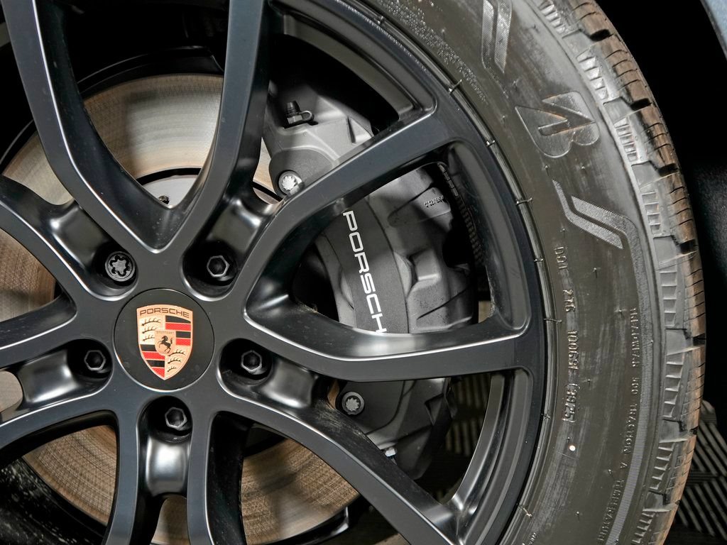 Certified 2026 Porsche Cayenne Coupe AWD/4WD image 41