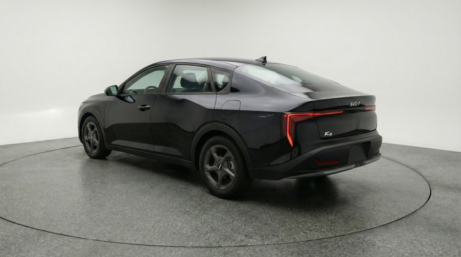 Used 2025 Kia K4 LXS image 6