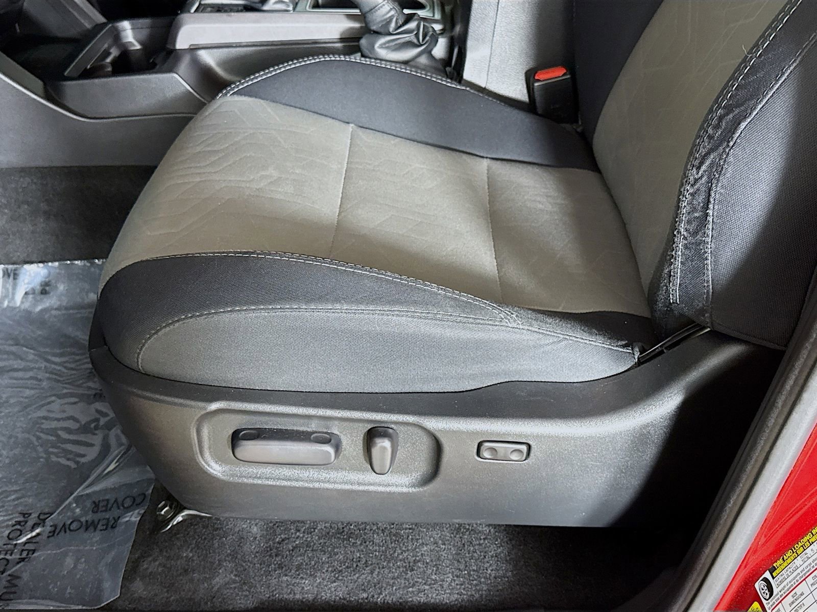 Used 2022 Toyota Tacoma TRD Off-Road w/ Technology Package image 18