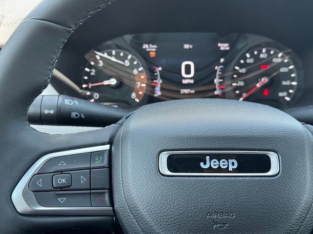 Certified 2025 Jeep Compass Limited AWD/4WD image 24