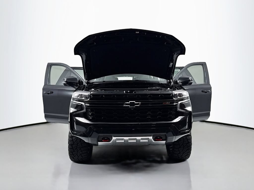 Used 2024 Chevrolet Tahoe Z71 w/ Luxury Package AWD/4WD image 29