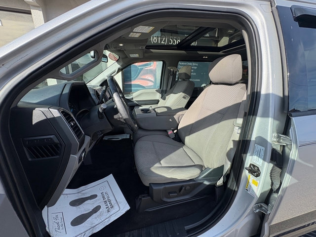 Used 2019 Ford F150 XLT w/ Equipment Group 302A Luxury AWD/4WD image 11