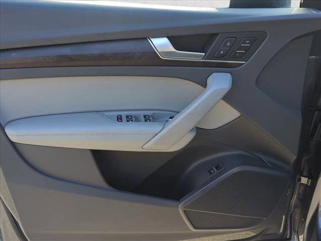 Used 2020 Audi Q5 2.0T Premium Plus image 9