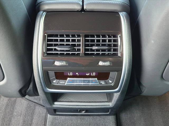 Used 2022 BMW X5 M w/ Competition Package 2 AWD/4WD image 21